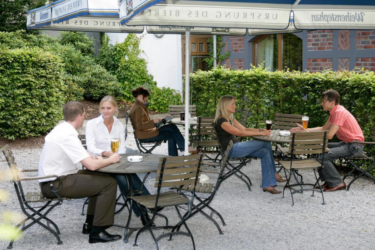 Hotel Am Wallgraben บรีโลน ภายนอก รูปภาพ