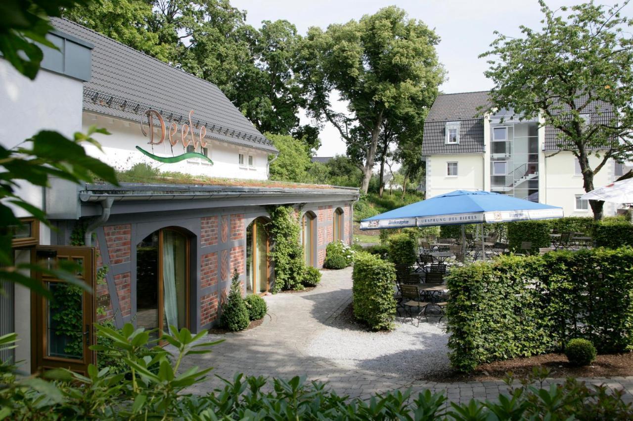Hotel Am Wallgraben บรีโลน ภายนอก รูปภาพ