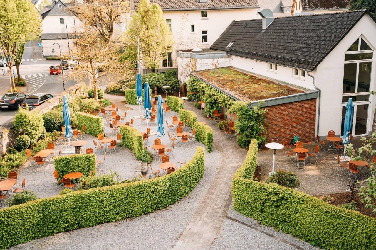 Hotel Am Wallgraben บรีโลน ภายนอก รูปภาพ